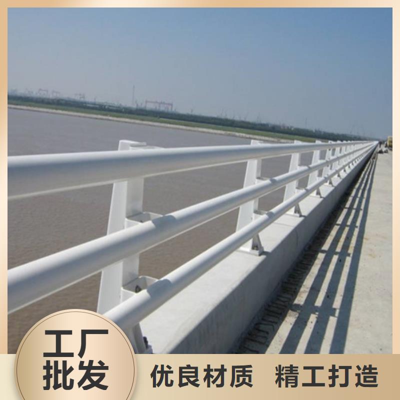 橋梁護(hù)欄,旋轉(zhuǎn)護(hù)欄敢與同行比質(zhì)量支持加工定制