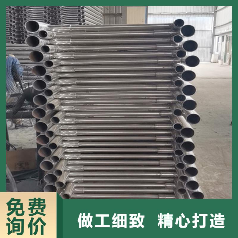 有現(xiàn)貨的重型防撞護欄本地廠家本地生產(chǎn)廠家