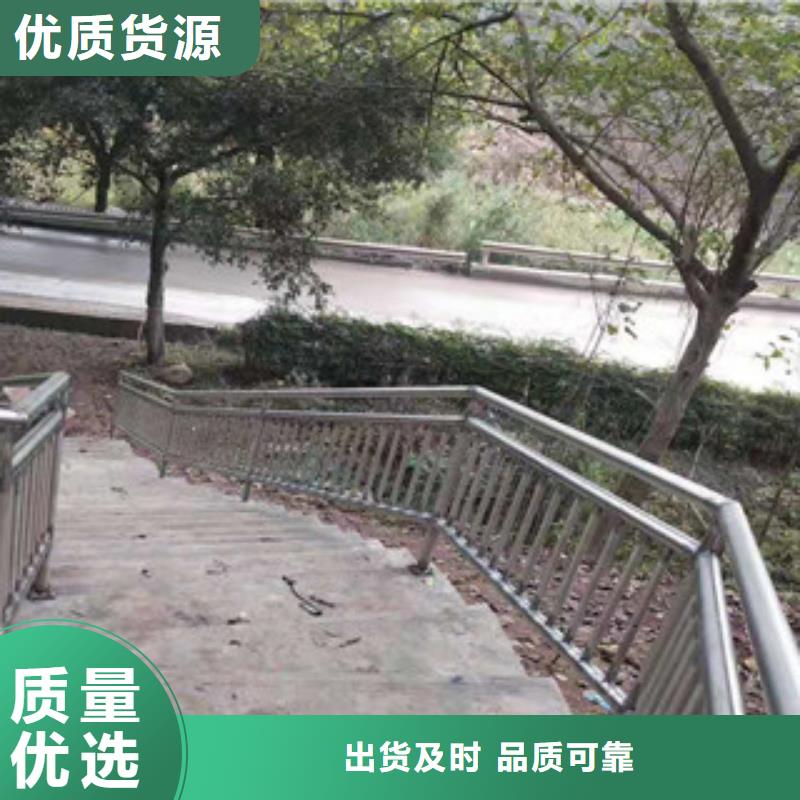 玻璃護(hù)欄品質(zhì)優(yōu)出貨快