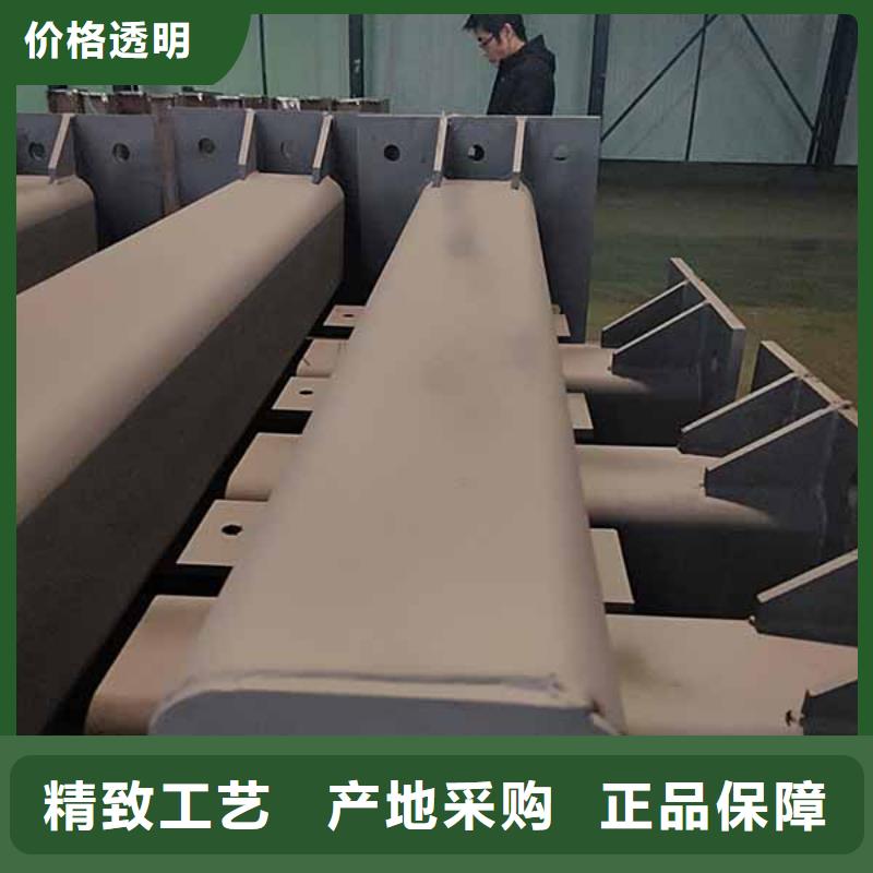 天橋欄桿不銹鋼線上報(bào)價(jià)當(dāng)?shù)毓?yīng)商