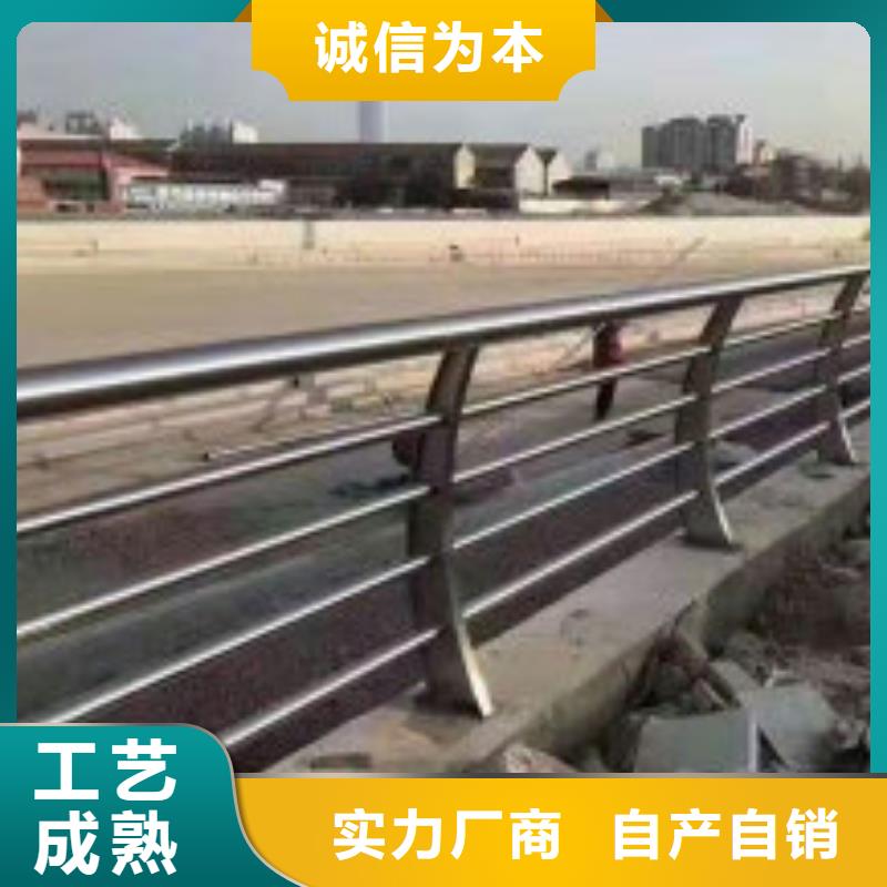 不銹鋼內襯陶瓷復合管專業(yè)團隊施工安裝專業(yè)信賴廠家