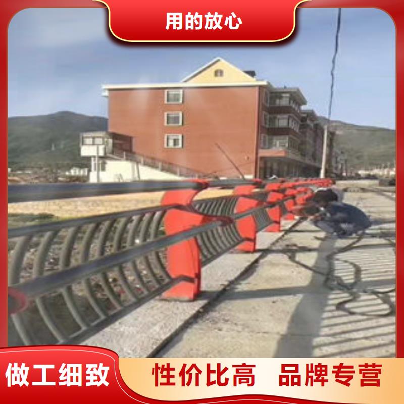 不銹鋼碳素鋼復(fù)合管_不銹鋼復(fù)合管多年行業(yè)積累專(zhuān)心專(zhuān)注專(zhuān)業(yè)