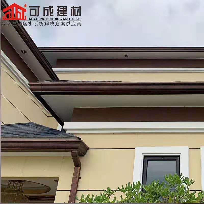 鋁合金天溝技術(shù)人員指導(dǎo)當(dāng)?shù)胤?wù)商