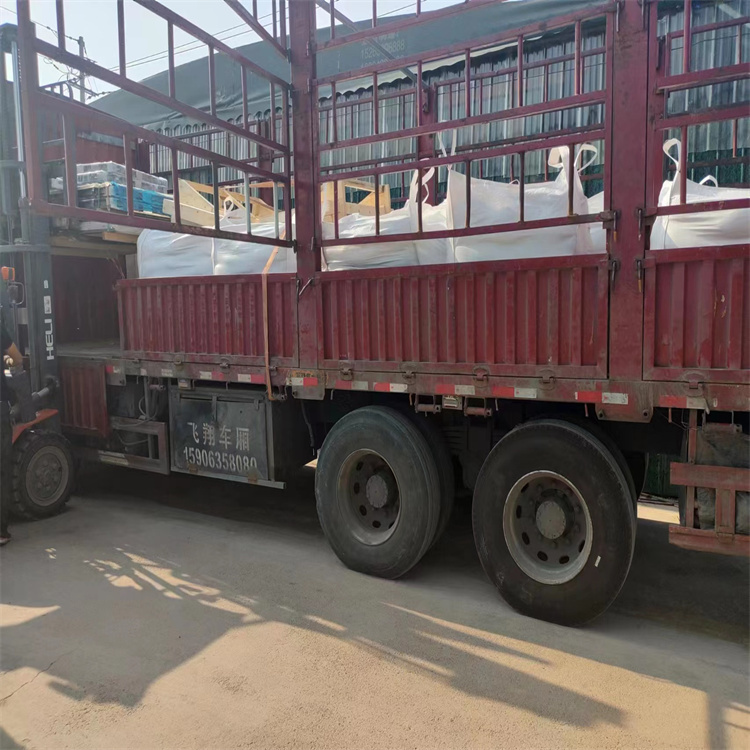 質(zhì)量可靠的硫酸鋇砂50kg/袋供貨商