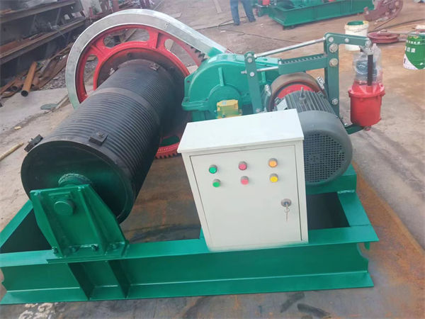 卷揚(yáng)式啟閉機(jī)_手搖卷揚(yáng)啟閉機(jī)用的放心