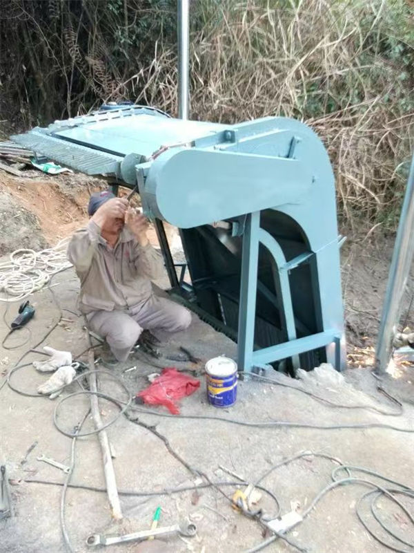 清污機雨水不銹鋼格柵除污機好產(chǎn)品不怕比