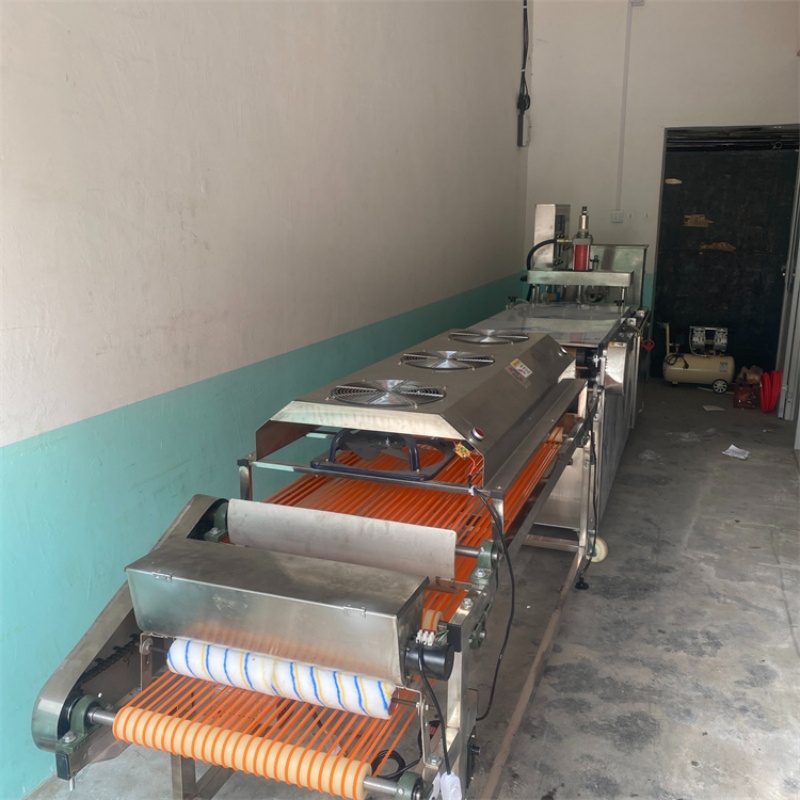 烙馍机鸡肉卷饼机器质量三包