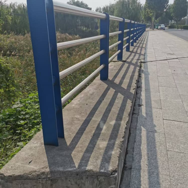 景观护栏_防撞护栏价格实在