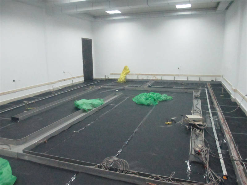 防静电地板,直铺式性PVC防静电地板专注细节更放心