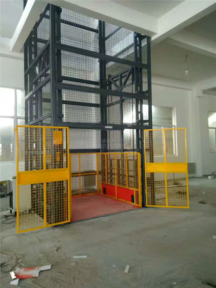 液壓升降貨梯廠家直供
