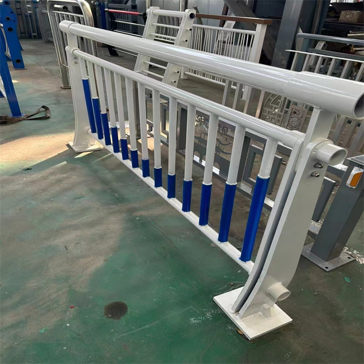 乡村道路防撞护栏激光打孔本地范围服务商