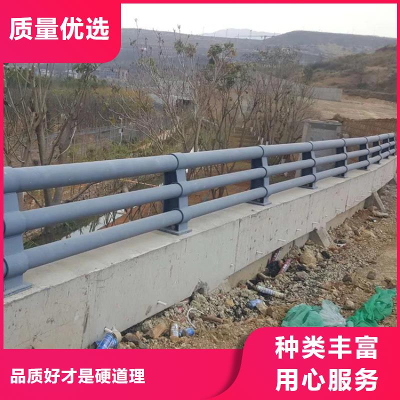 静电喷塑护栏道路隔离护栏专业生产制造厂用心做好细节