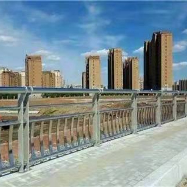不銹鋼護(hù)欄-高鐵護(hù)欄商家