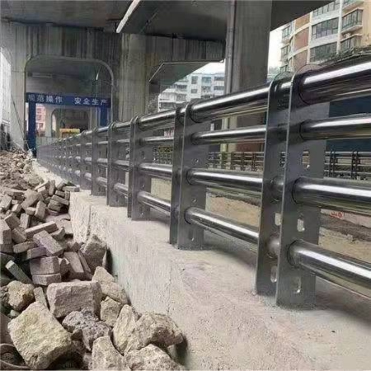 不銹鋼護(hù)欄,橋防撞護(hù)欄匠心制造