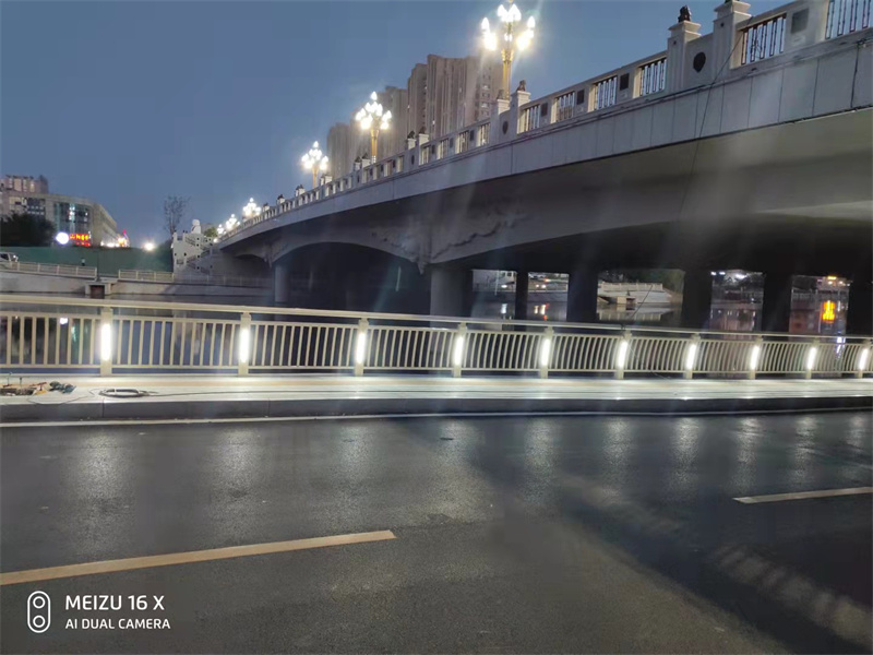 燈光護欄現(xiàn)貨交易