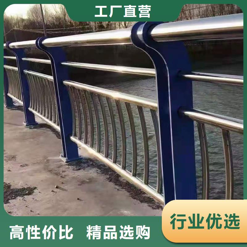 公路隔離防撞護(hù)欄廠家資質(zhì)齊全滿足多種行業(yè)需求