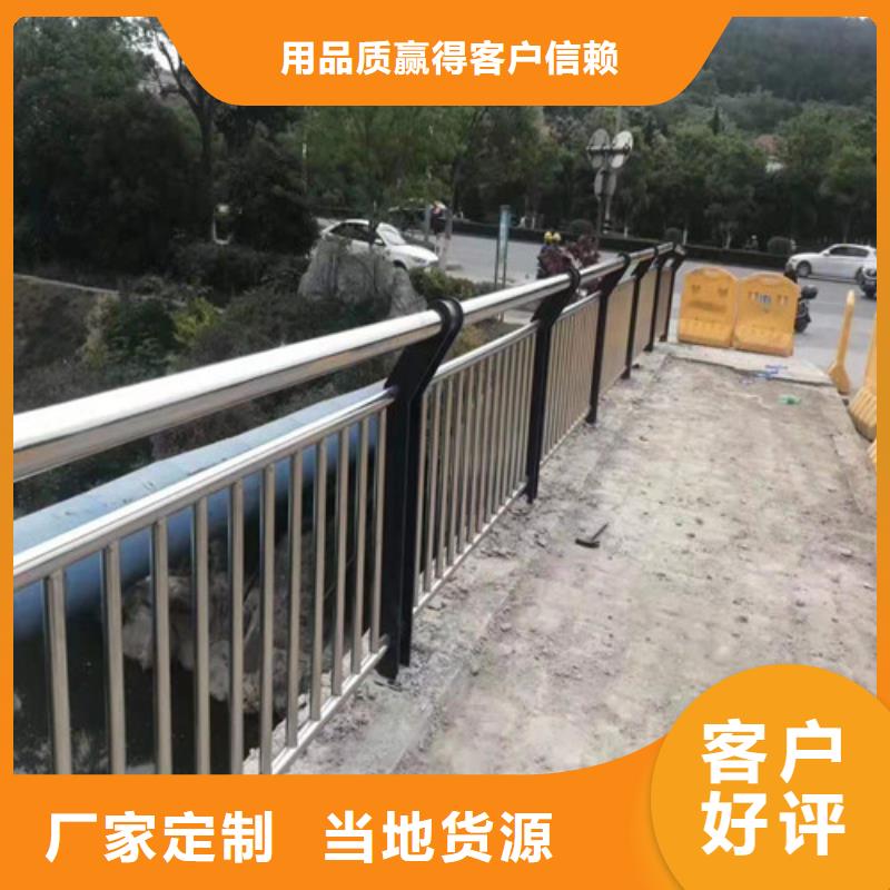 生產(chǎn)木鋼繩護(hù)欄_精選廠家源廠直接供貨