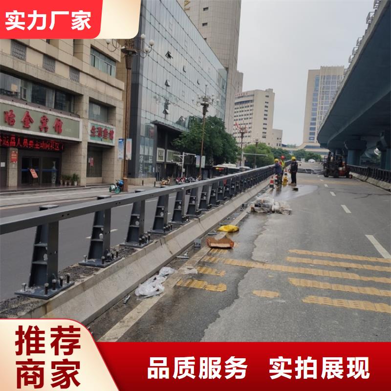 桥梁防撞不锈钢防撞灯箱栏杆畅销全国各地同城公司