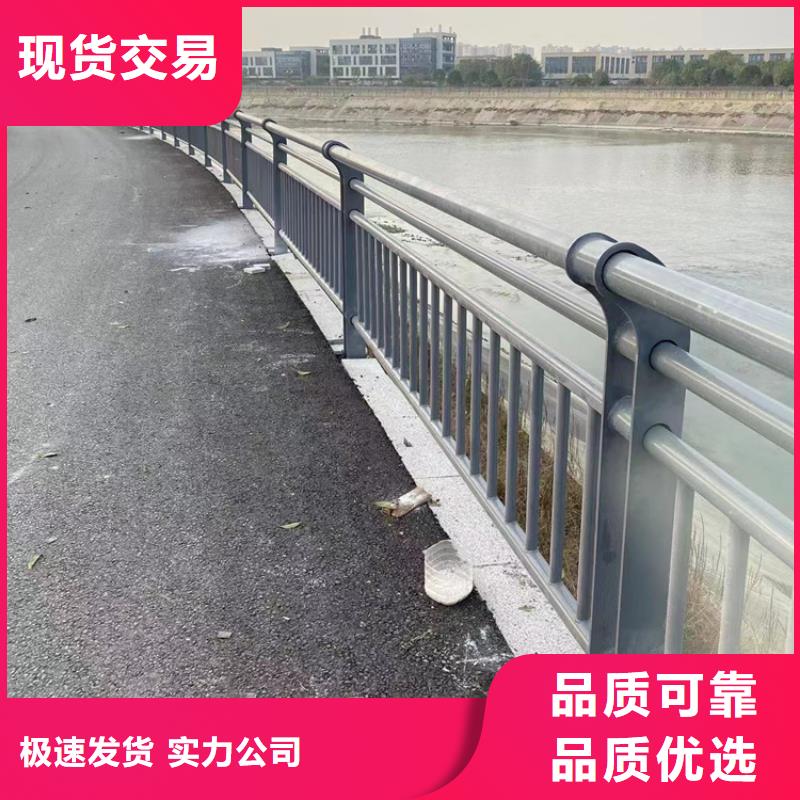 橋梁不銹鋼燈箱防撞欄桿各種規(guī)格當(dāng)?shù)貜S家