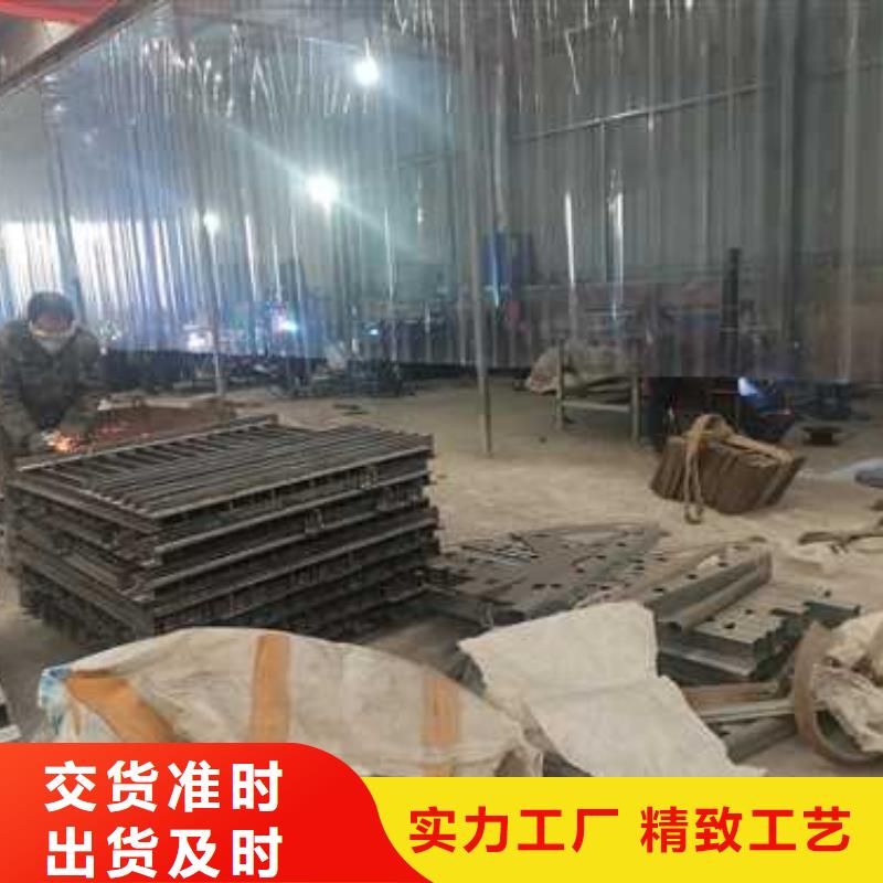 不銹鋼碳素鋼復(fù)合管護(hù)欄價格實惠多種規(guī)格可選