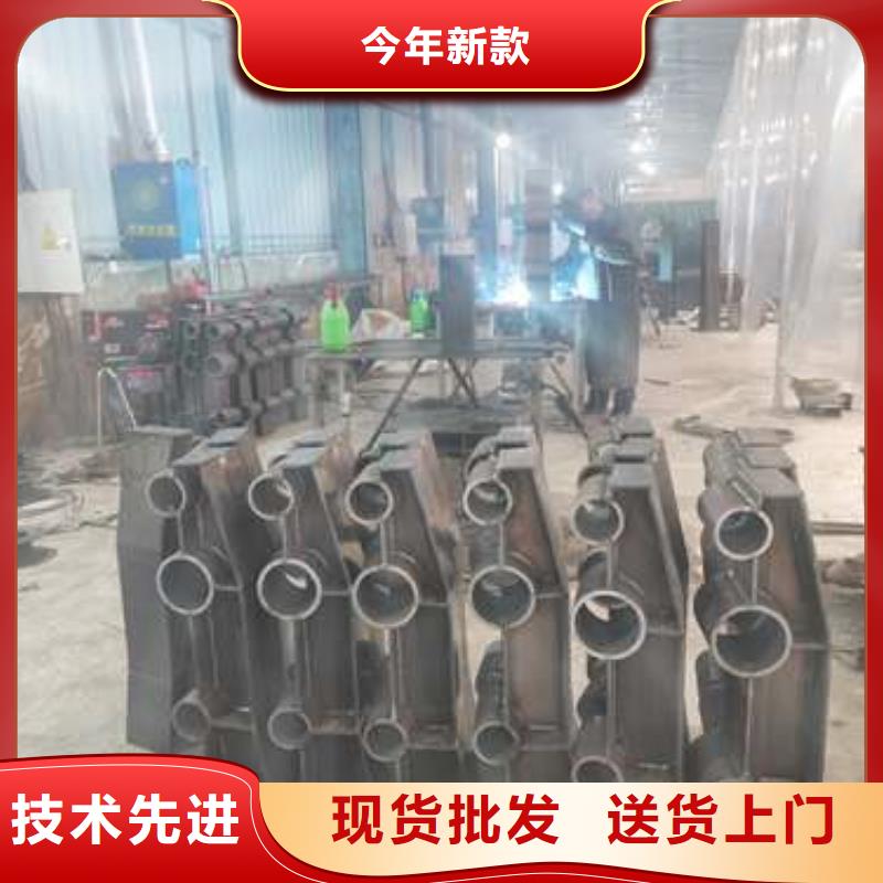 【不銹鋼復(fù)合管防撞護(hù)欄防撞護(hù)欄市場(chǎng)報(bào)價(jià)】?jī)?yōu)質(zhì)工藝