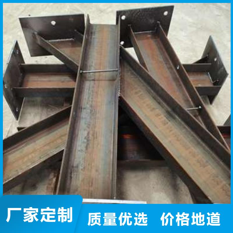 201不銹鋼復(fù)合管橋梁護(hù)欄廠家-行業(yè)實(shí)拍品質(zhì)保障