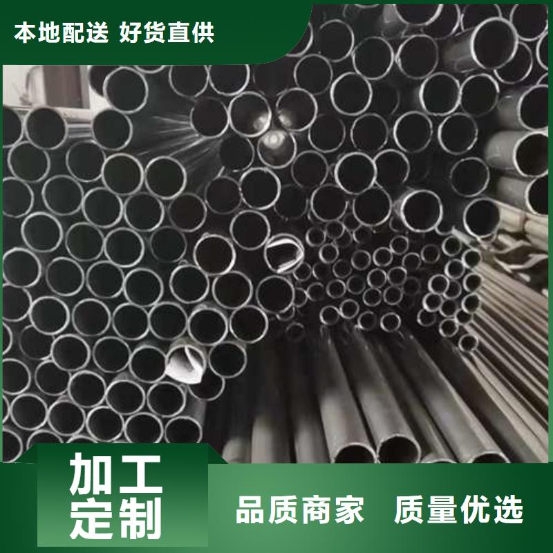 防撞護(hù)欄_【高速開口欄網(wǎng)】實(shí)體廠家支持定制正規(guī)廠家