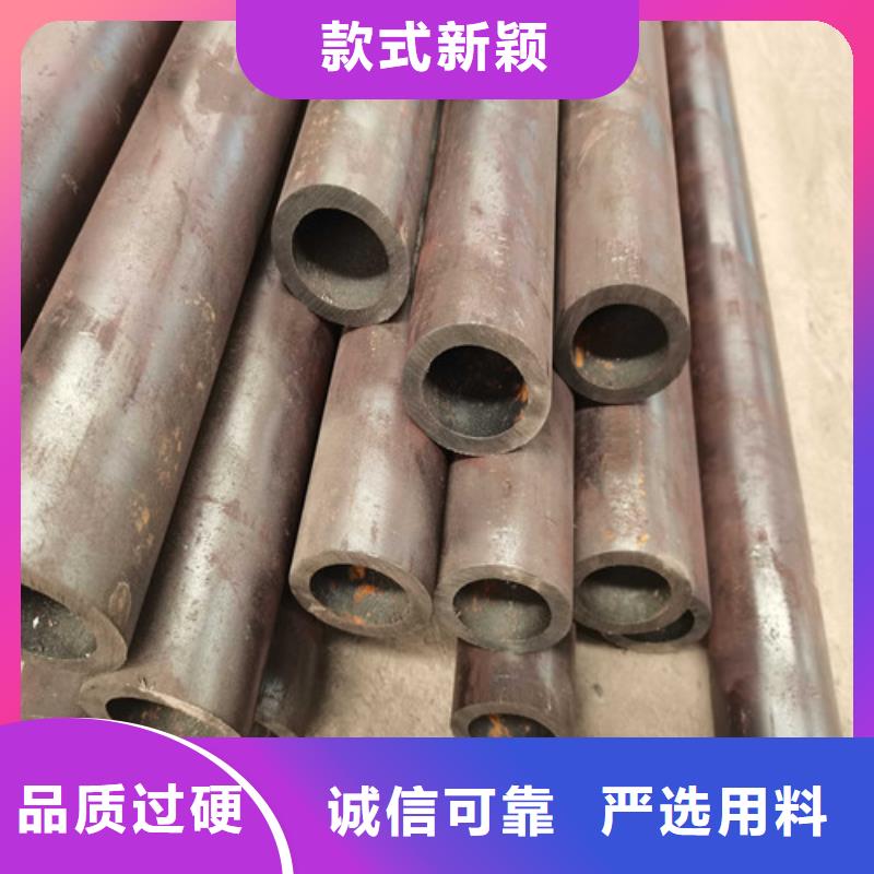 防撞護欄_旋轉(zhuǎn)護欄專業(yè)的生產(chǎn)廠家品質(zhì)保證實力見證