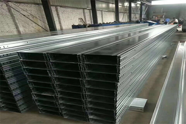 防火梯式桥架生产厂家大量现货