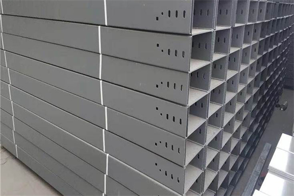 耐火梯式橋架專業(yè)廠家大量現(xiàn)貨