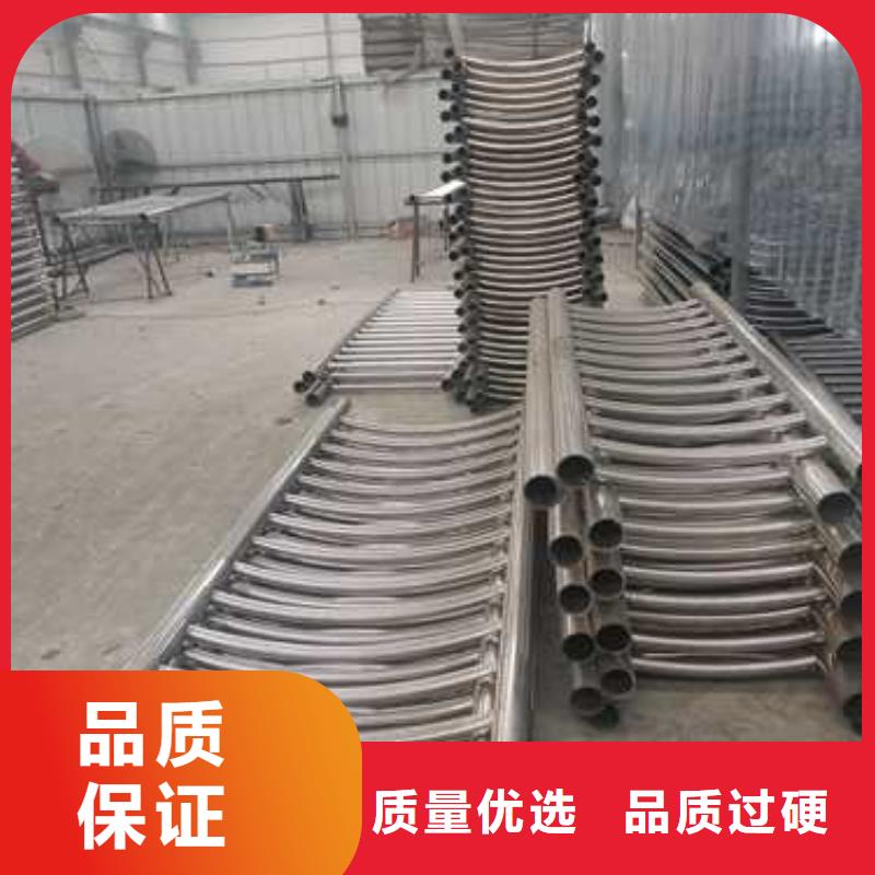 公路防撞栏杆厂家在什么位置好产品放心购