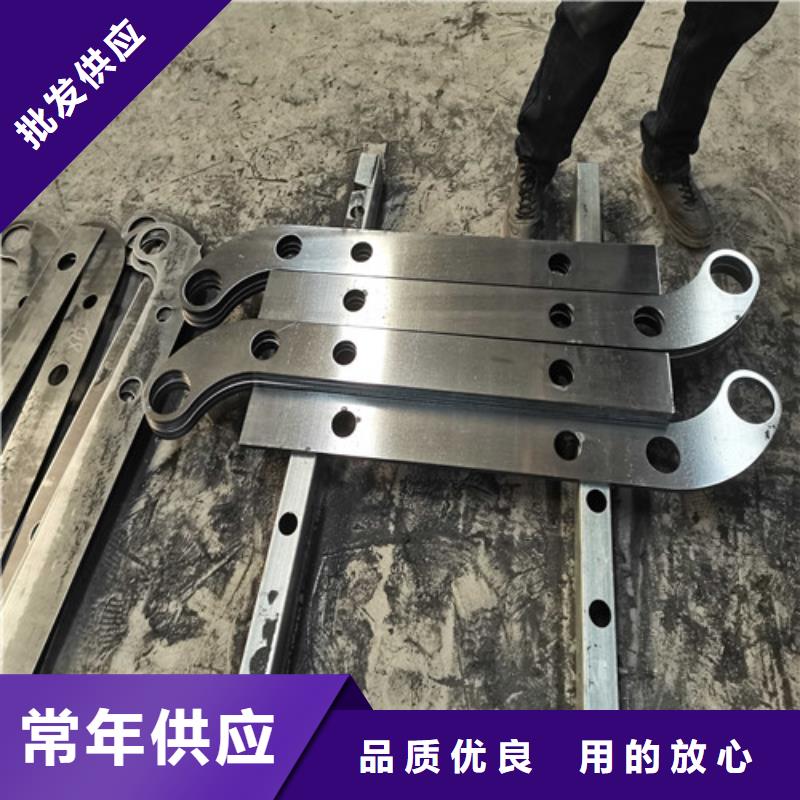 不锈钢灯光护栏
-不锈钢灯光护栏
厂家直销源厂定制