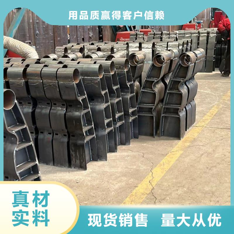 優(yōu)質(zhì)的防撞護(hù)欄全國統(tǒng)一價精工制作