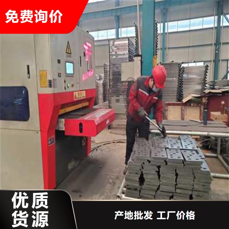 不銹鋼橋梁護(hù)欄總代直銷