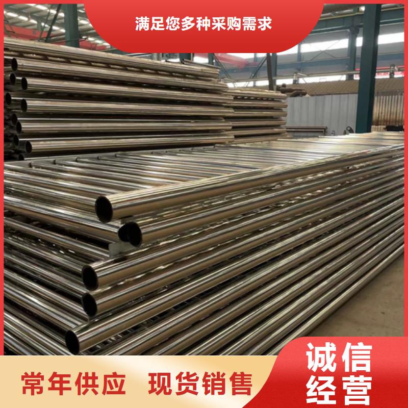防撞護(hù)欄道路隔離欄實(shí)體廠家大量現(xiàn)貨廠家直銷