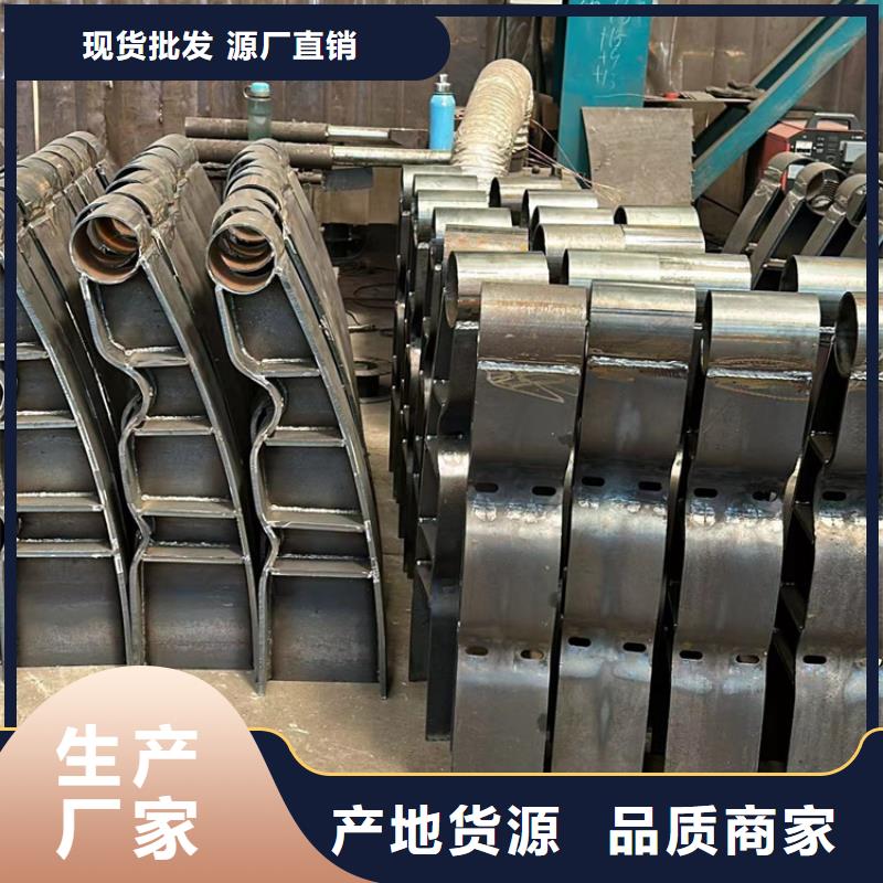【道路護(hù)欄LED防護(hù)欄桿我們更專業(yè)】本地生產(chǎn)廠家