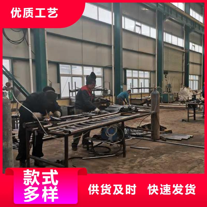 生產(chǎn)防撞護(hù)欄_實力廠家質(zhì)檢嚴(yán)格放心品質(zhì)