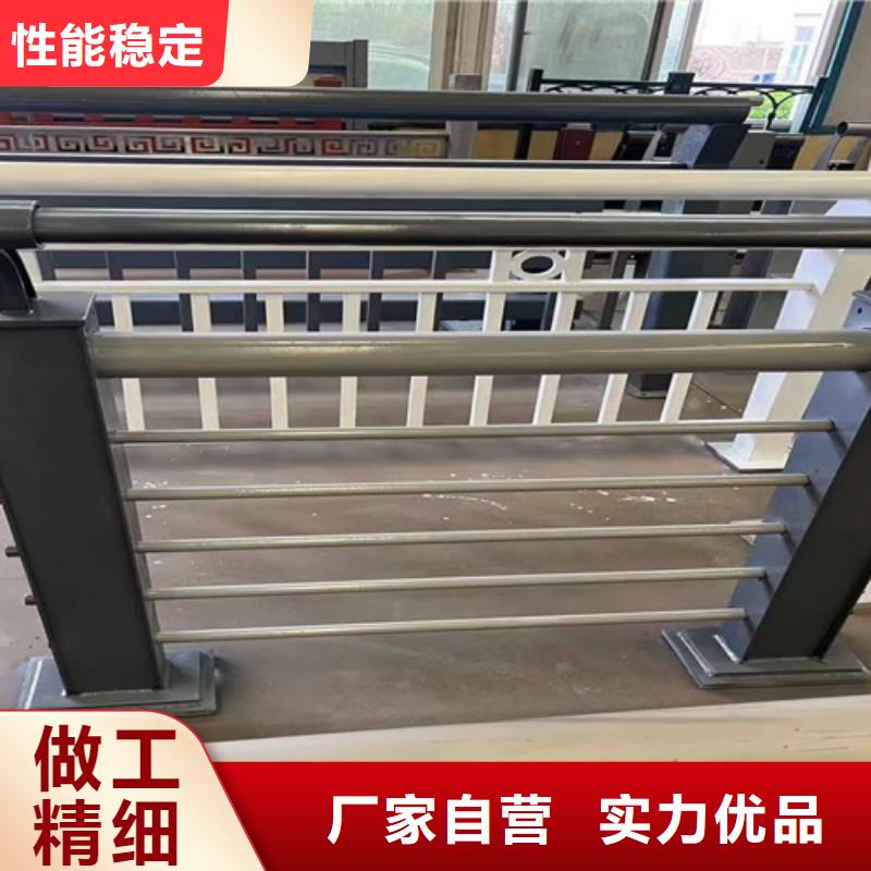 燈光護(hù)欄旋轉(zhuǎn)護(hù)欄精心選材質(zhì)量看得見