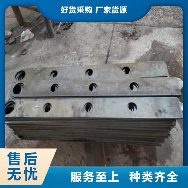 護欄-國道抗沖擊圍欄應(yīng)用領(lǐng)域同城生產(chǎn)廠家