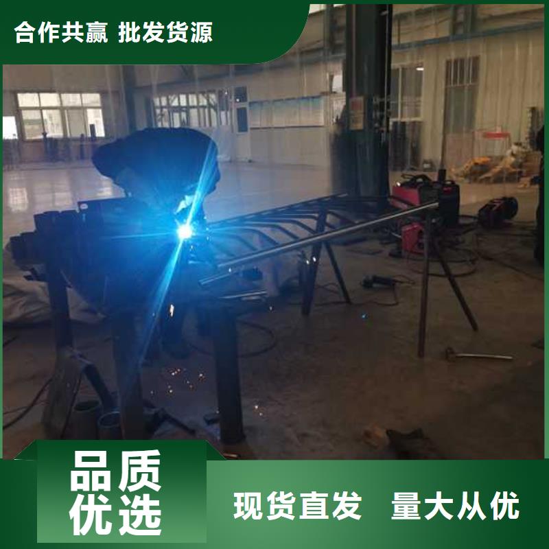 買防撞欄桿-實體廠家可定制產(chǎn)地采購