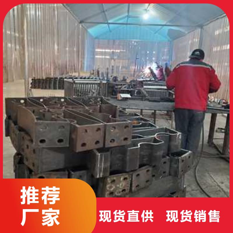 橋梁防撞欄桿_廠家直銷_價格優(yōu)惠按需定做