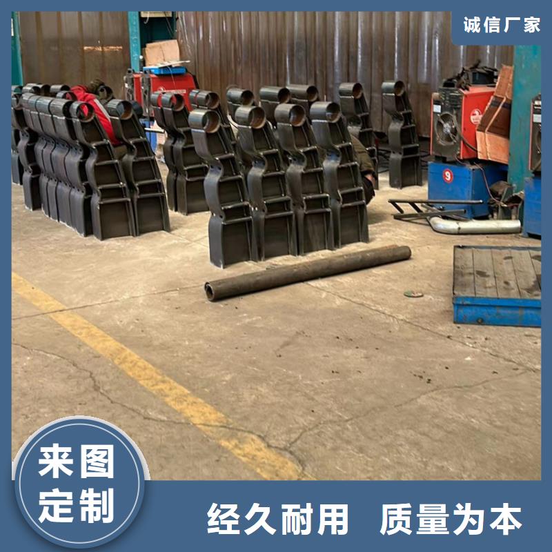 廣西304不銹鋼碳素鋼復(fù)合管護(hù)欄合格才出廠
