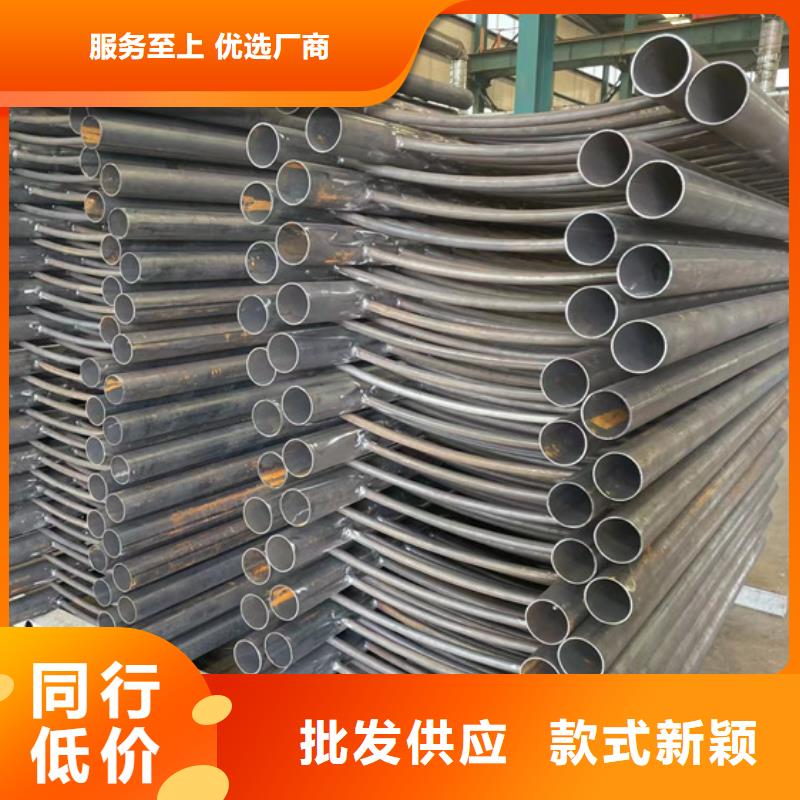人行道护栏-镀锌管景观护栏今日价格精心
