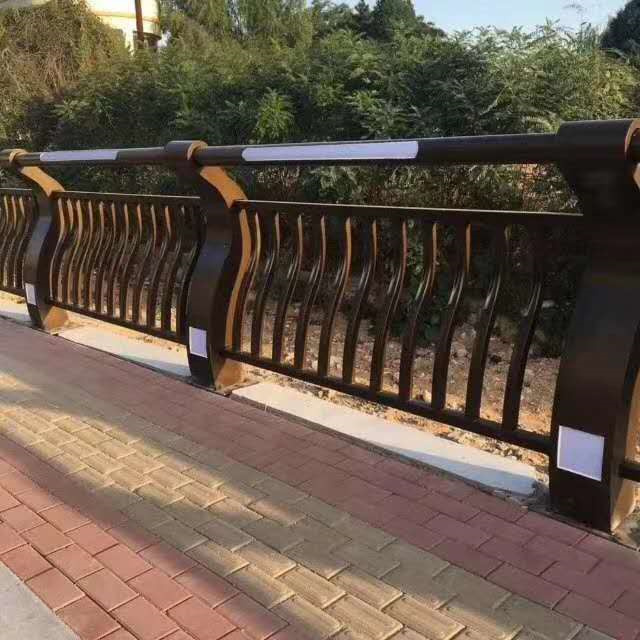 護(hù)欄熱鍍鋅立柱一站式采購