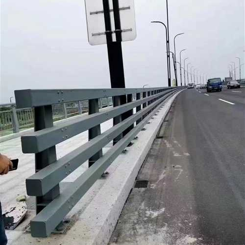  护栏产品细节参数