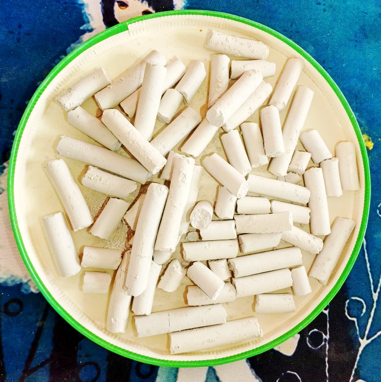 工業(yè)級(jí)氫氧化鈣 【白灰塊氧化鈣生產(chǎn)廠家】廠家規(guī)格全