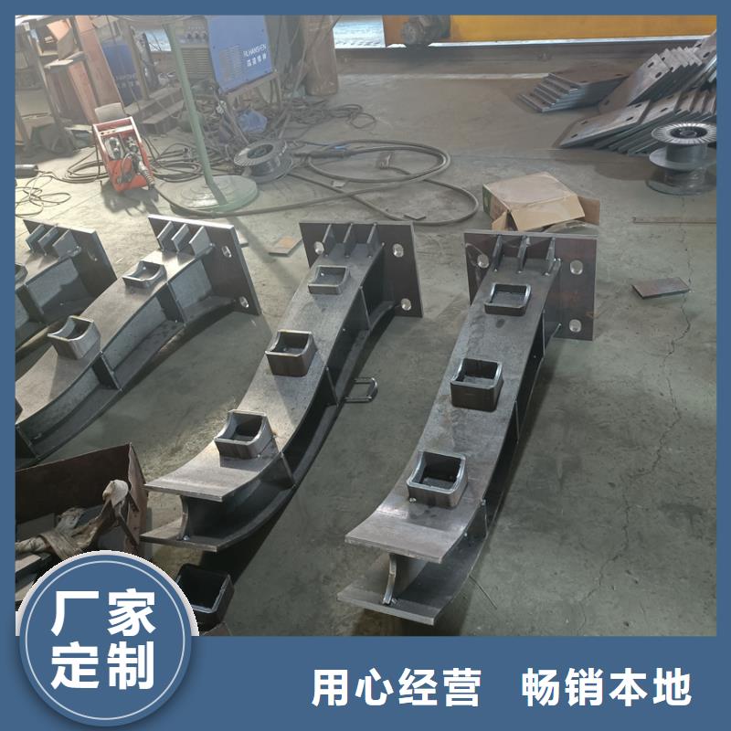 灯光防撞护栏栏杆加工当地经销商