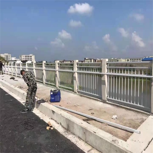 护栏常用不锈钢复合管现货采购