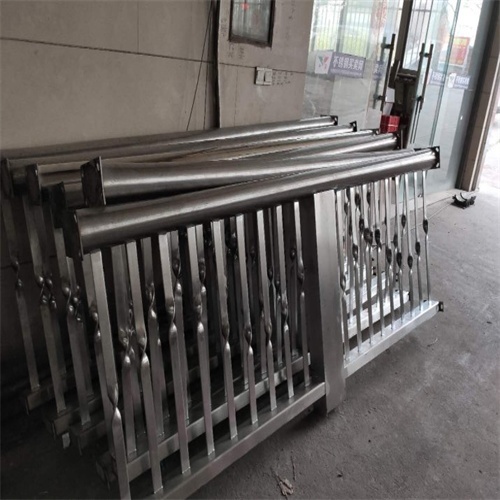 防撞護(hù)欄立柱廠家誠(chéng)信廠家-品質(zhì)保障