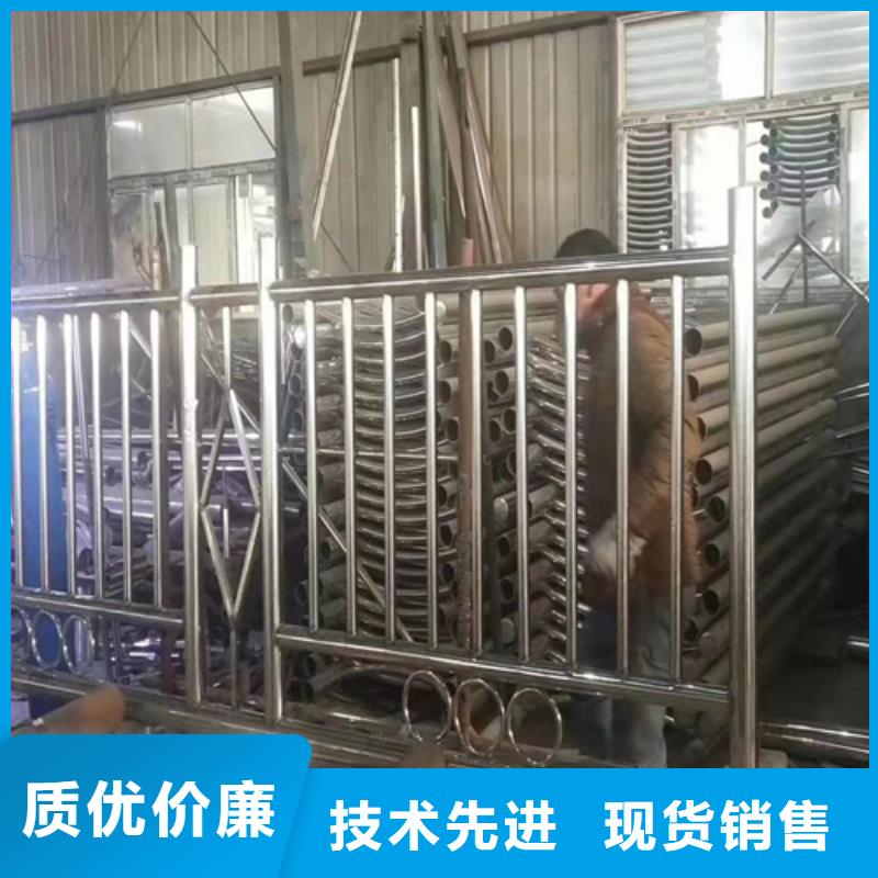 中央防撞隔离护栏品种多样当地生产厂家